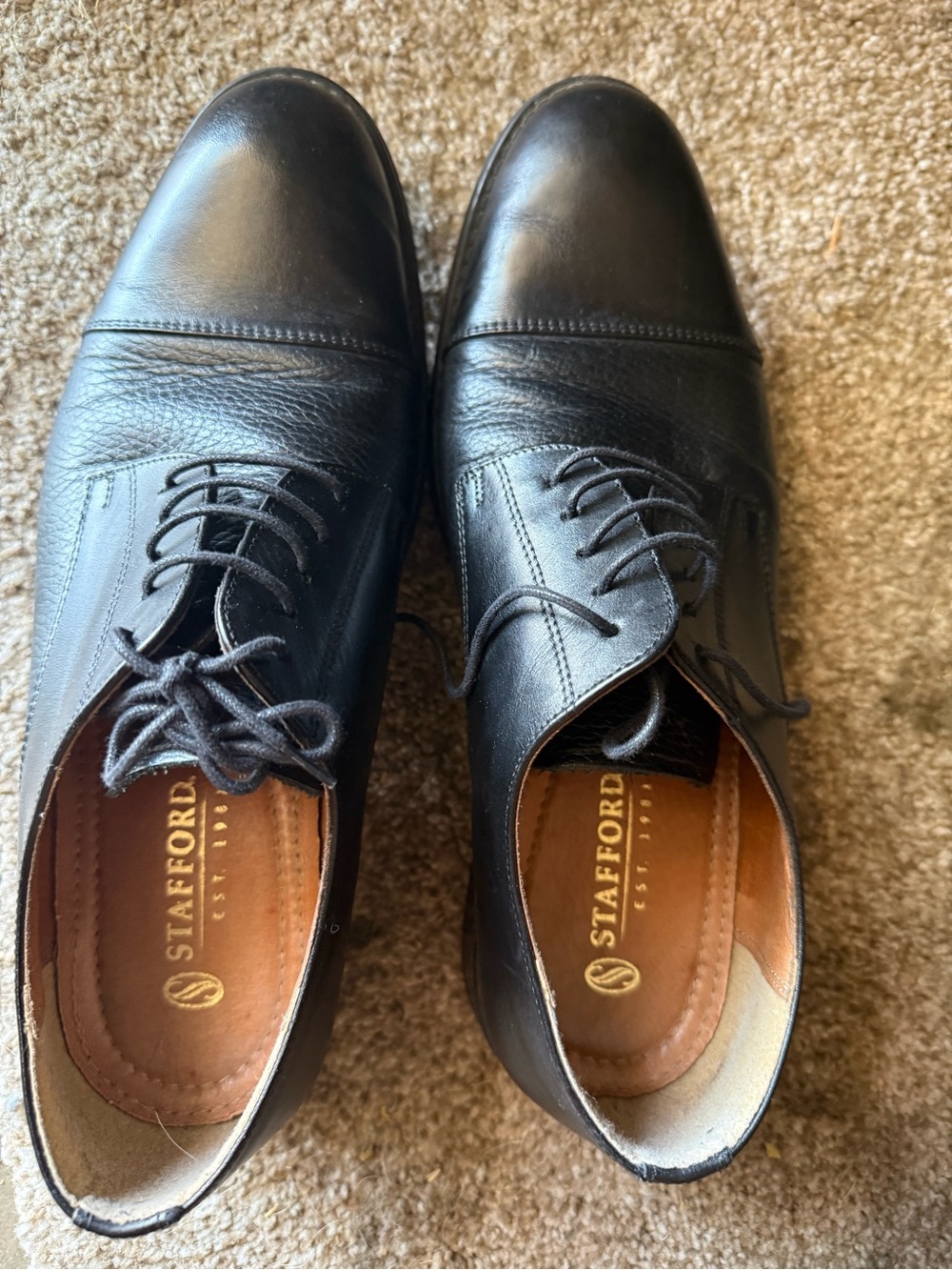 Like New Stafford Men’s black oxford dress/business shoes